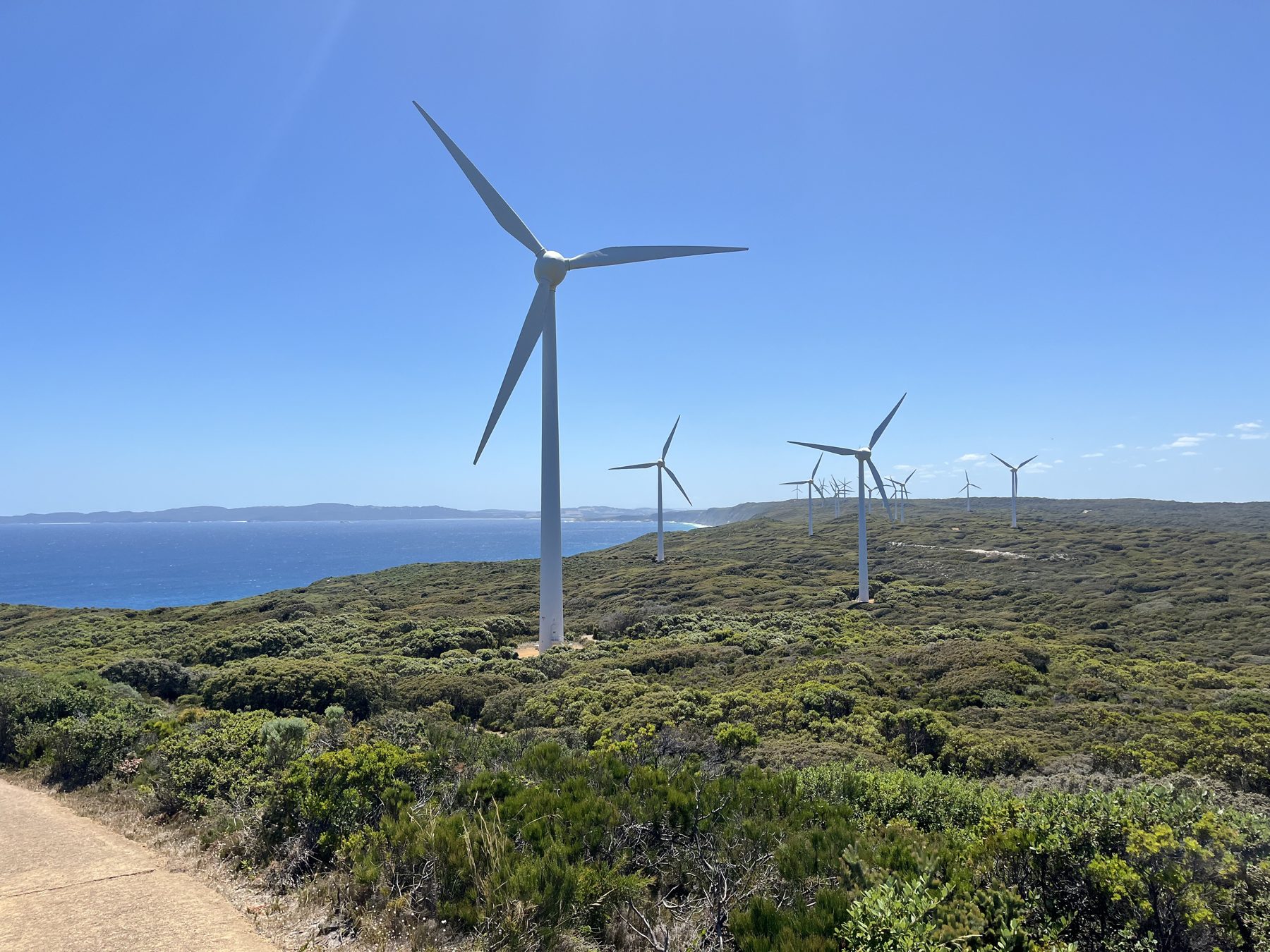 Ladang angin pesisir di Albany, Australia Barat